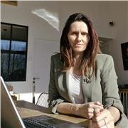 Enseignante depuis 15 ans, je propose des cours de français langue étrangère pour les italiens.